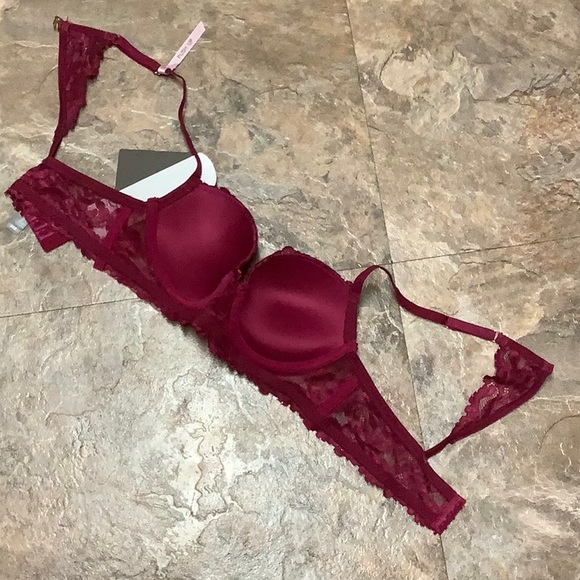 ⚠️ Daisy Fuentes intimates lace back bra - Picture 2 of 8